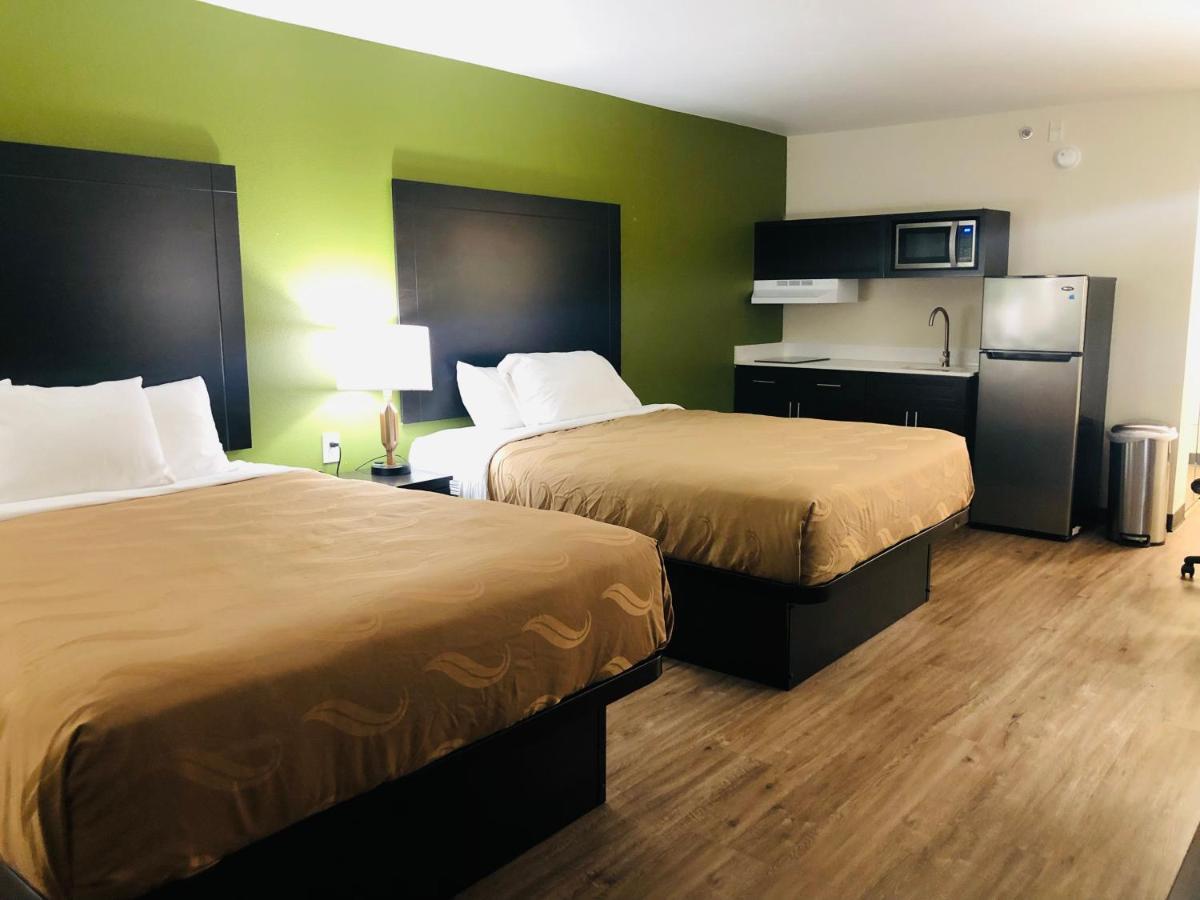 Quality Inn & Suites Lake Charles South מראה חיצוני תמונה