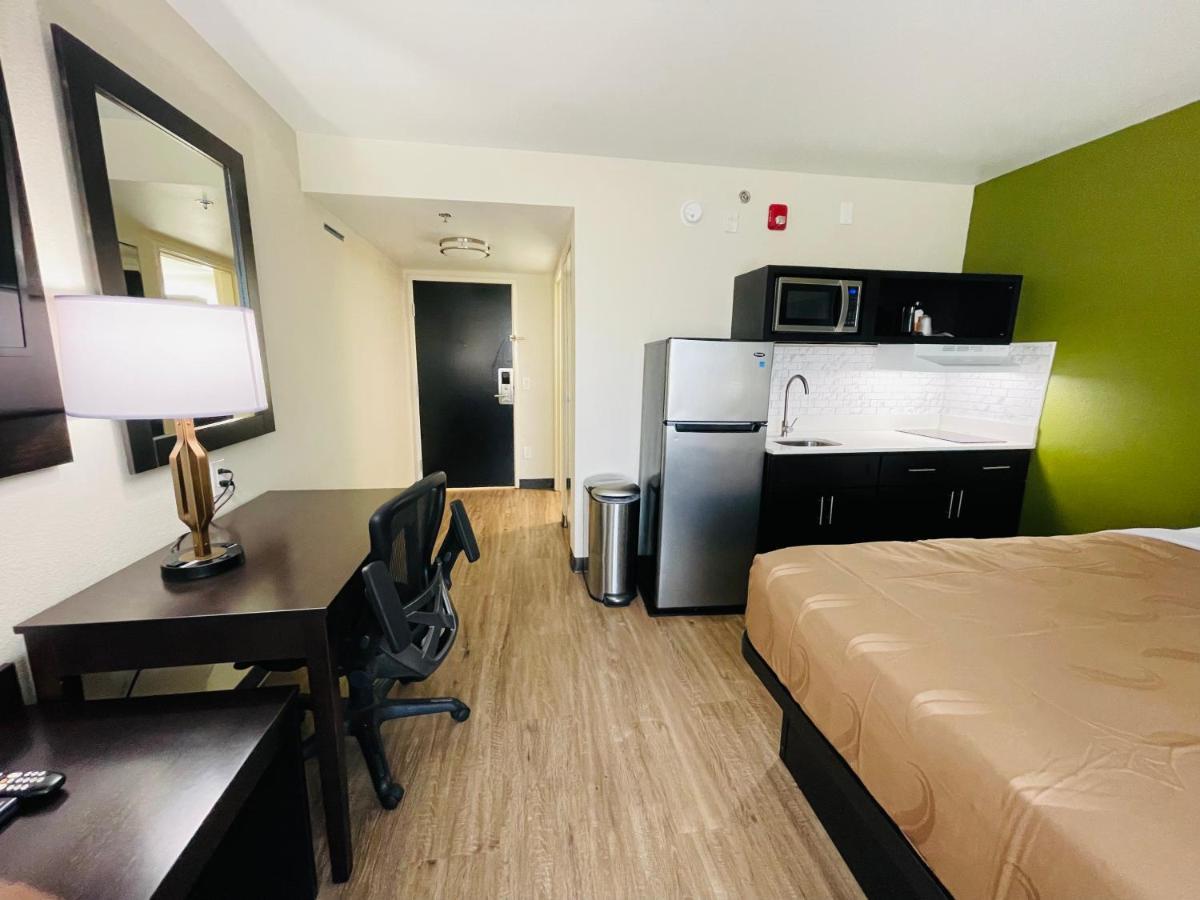 Quality Inn & Suites Lake Charles South מראה חיצוני תמונה
