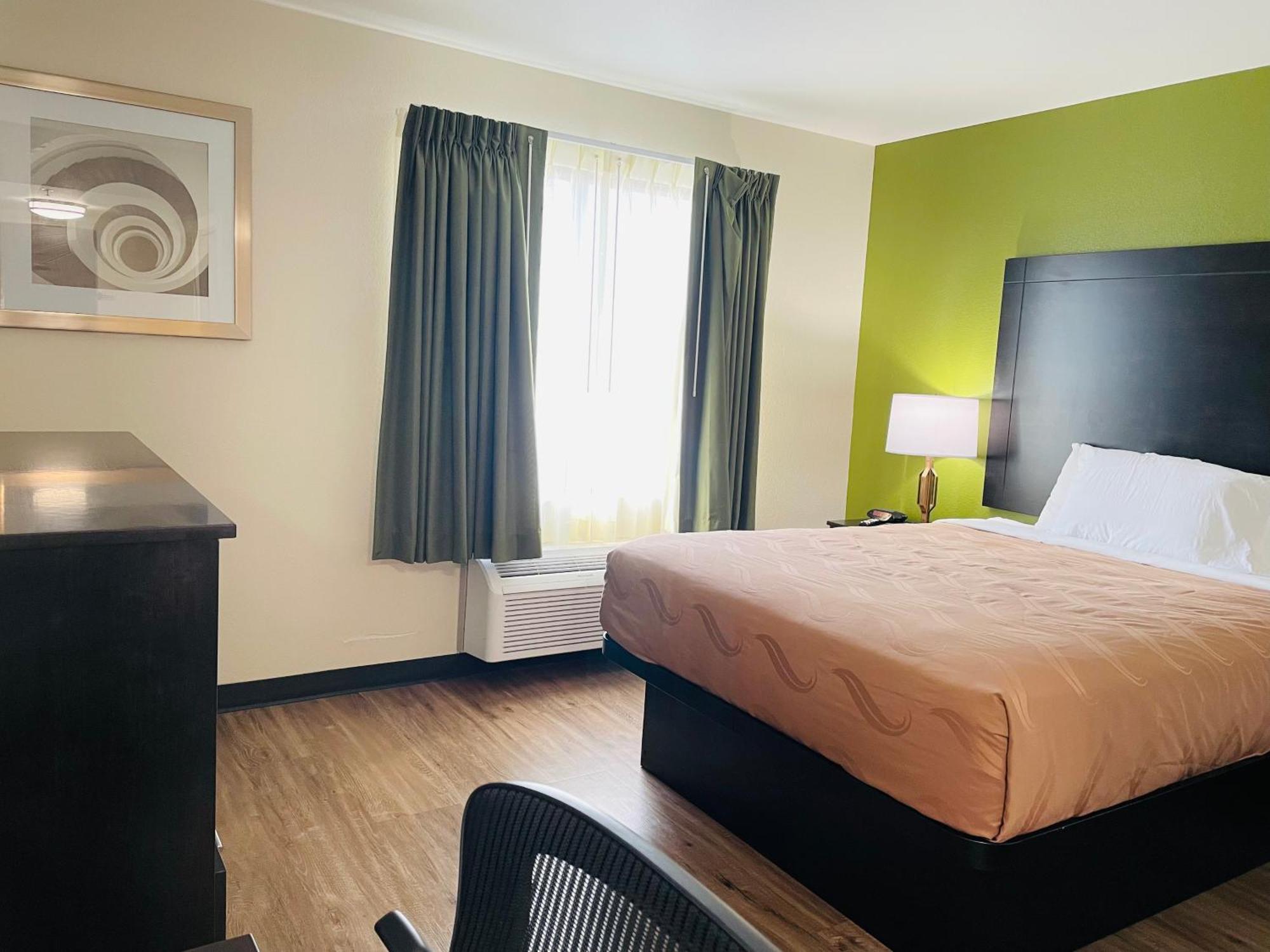 Quality Inn & Suites Lake Charles South מראה חיצוני תמונה