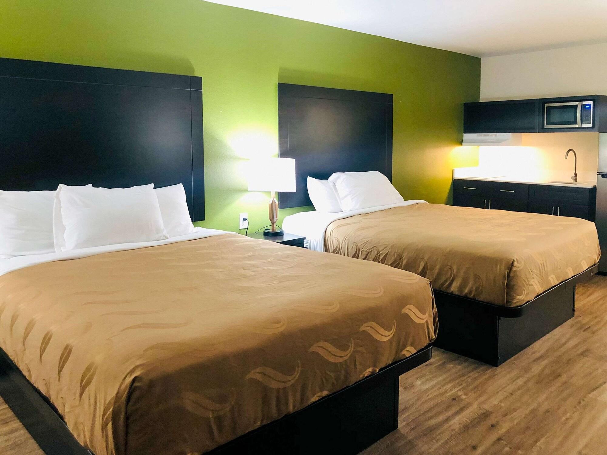 Quality Inn & Suites Lake Charles South מראה חיצוני תמונה
