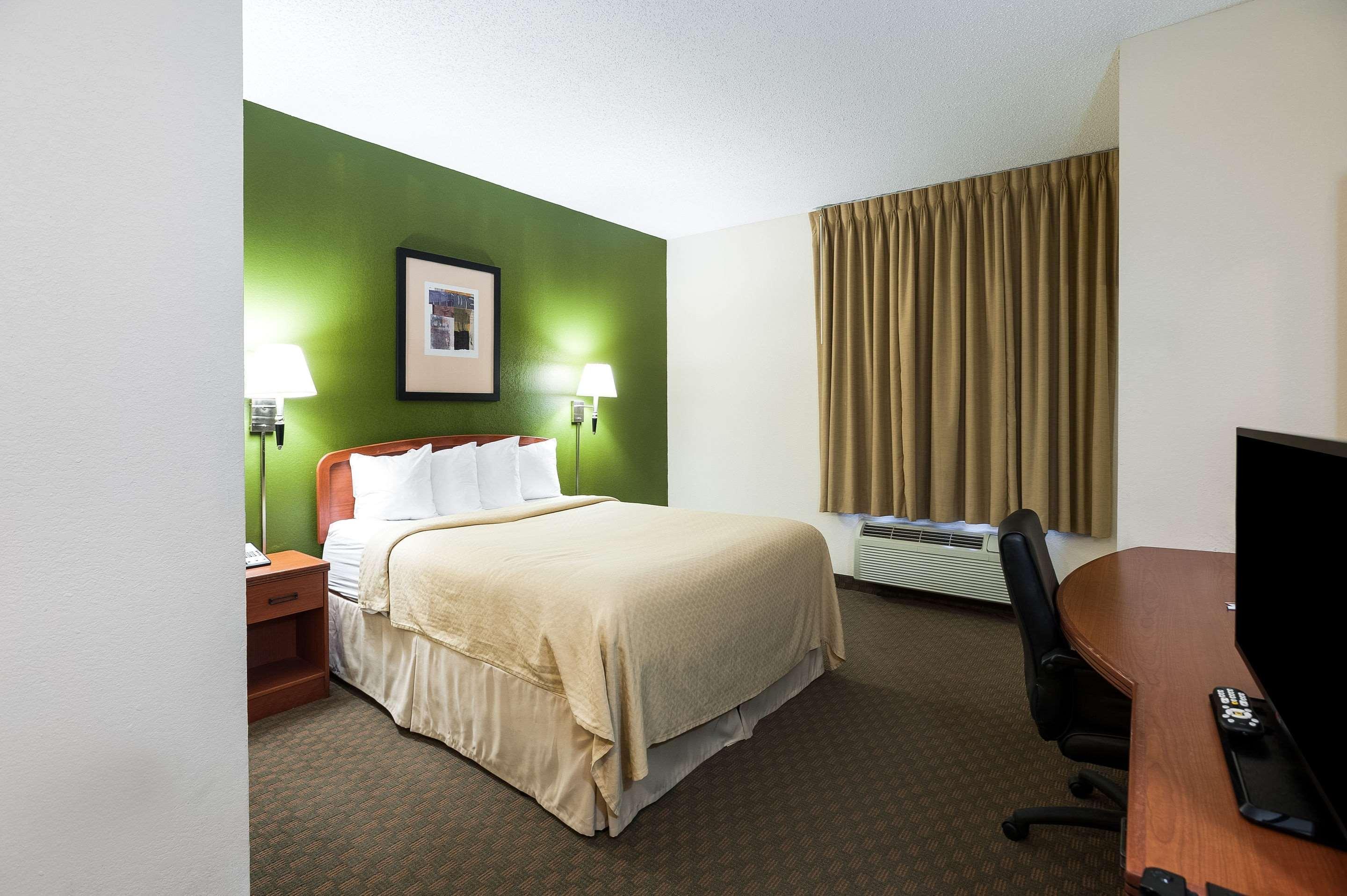 Quality Inn & Suites Lake Charles South מראה חיצוני תמונה