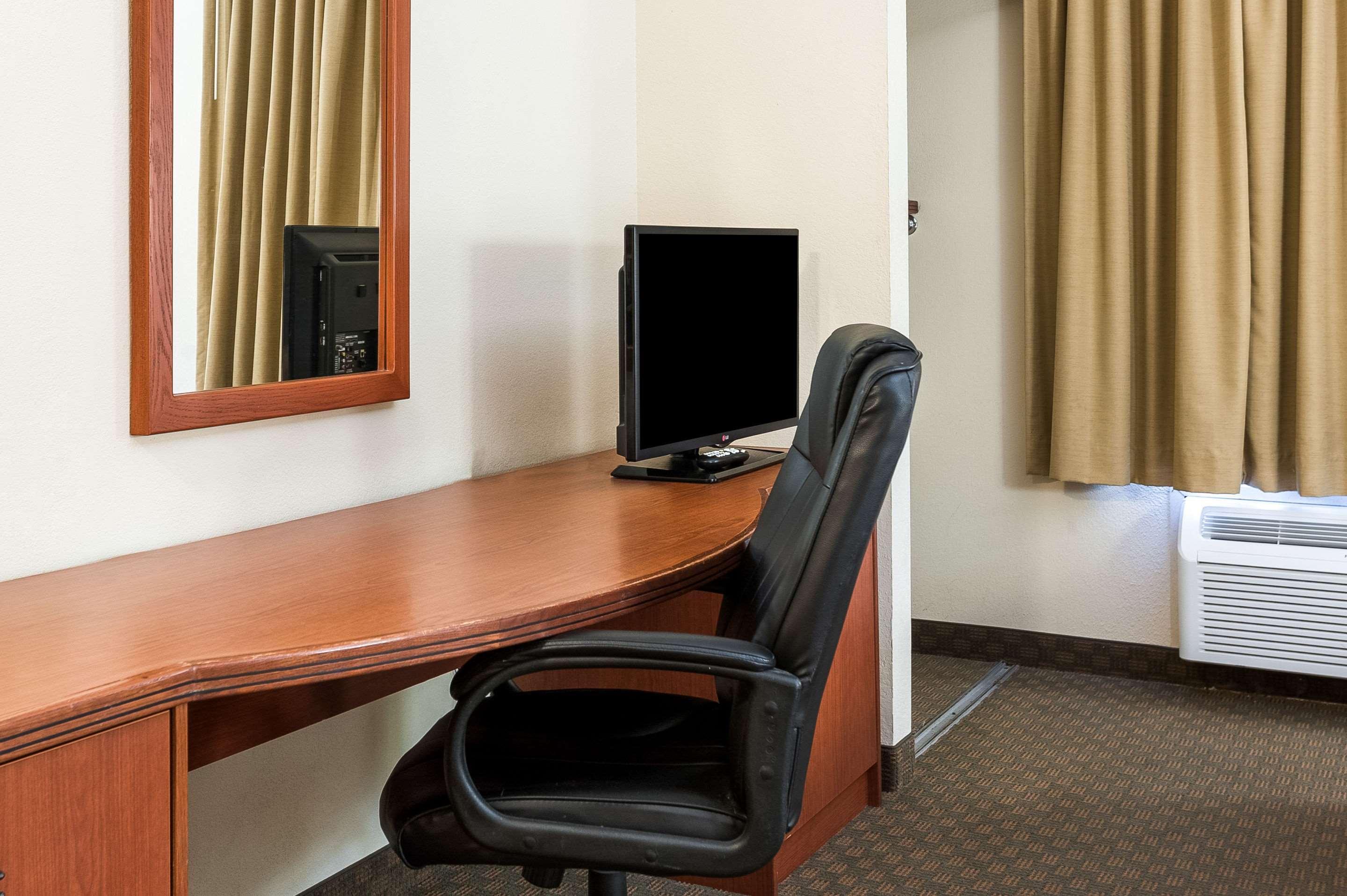 Quality Inn & Suites Lake Charles South מראה חיצוני תמונה