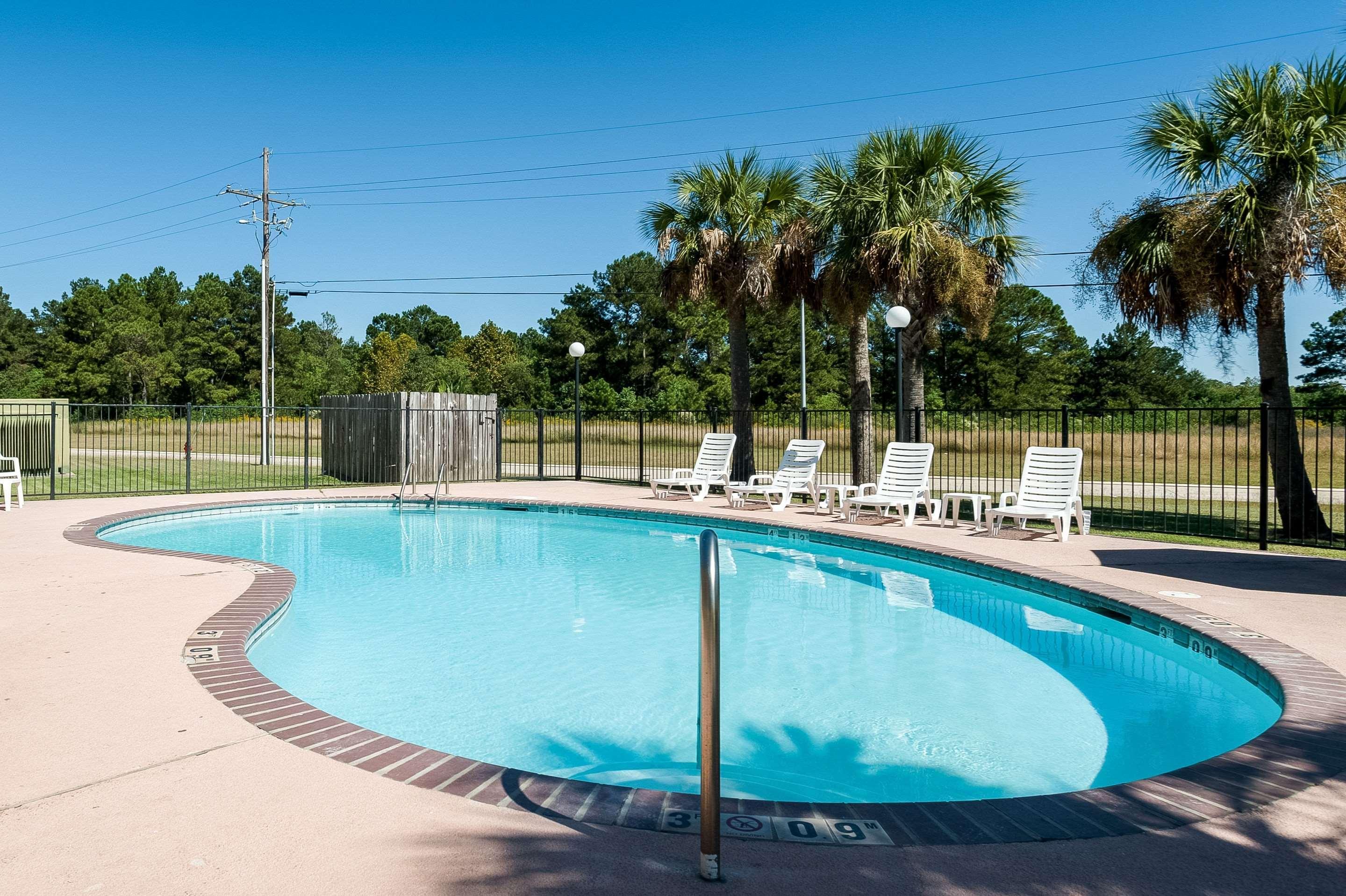 Quality Inn & Suites Lake Charles South מראה חיצוני תמונה