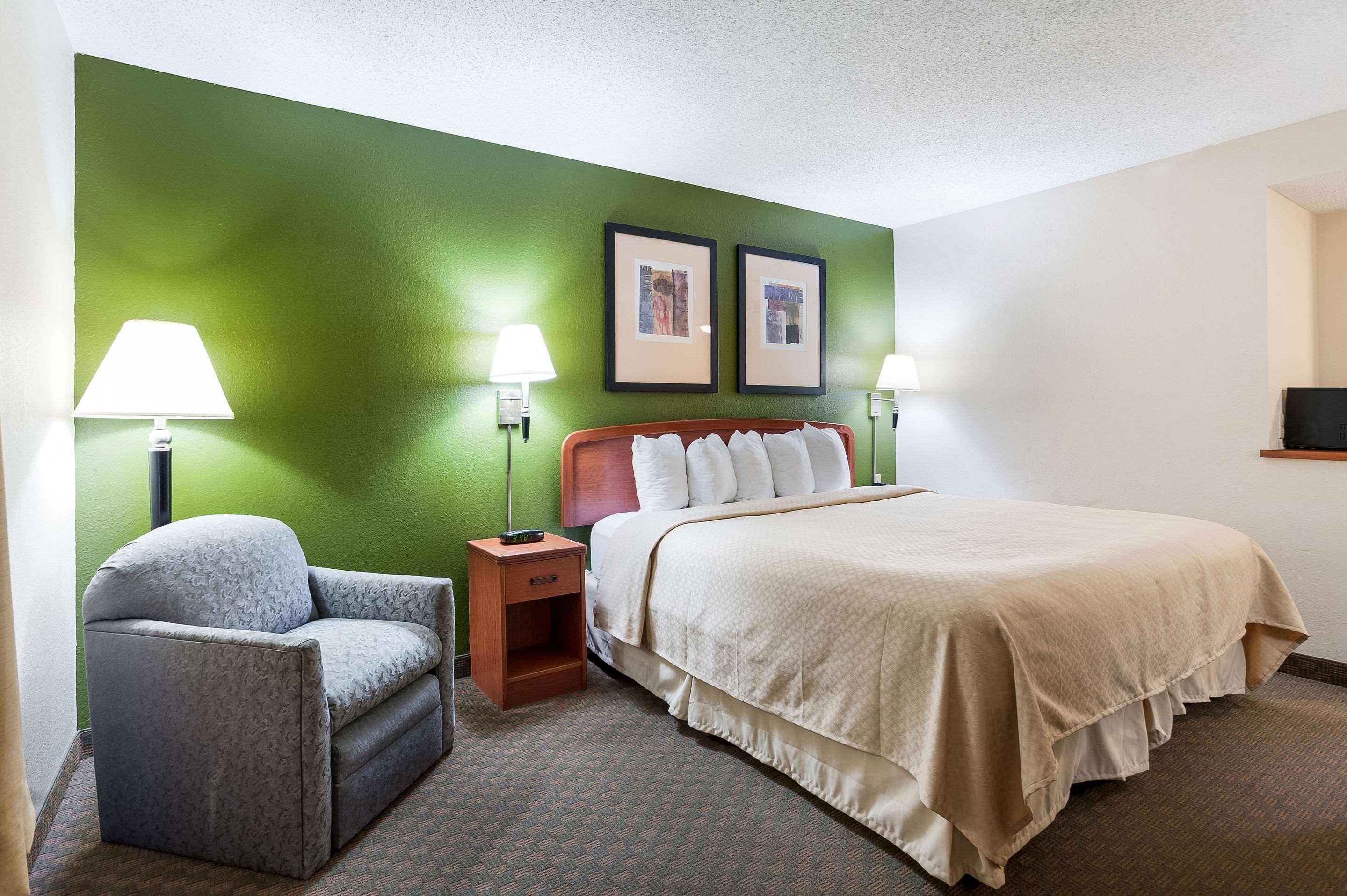 Quality Inn & Suites Lake Charles South מראה חיצוני תמונה