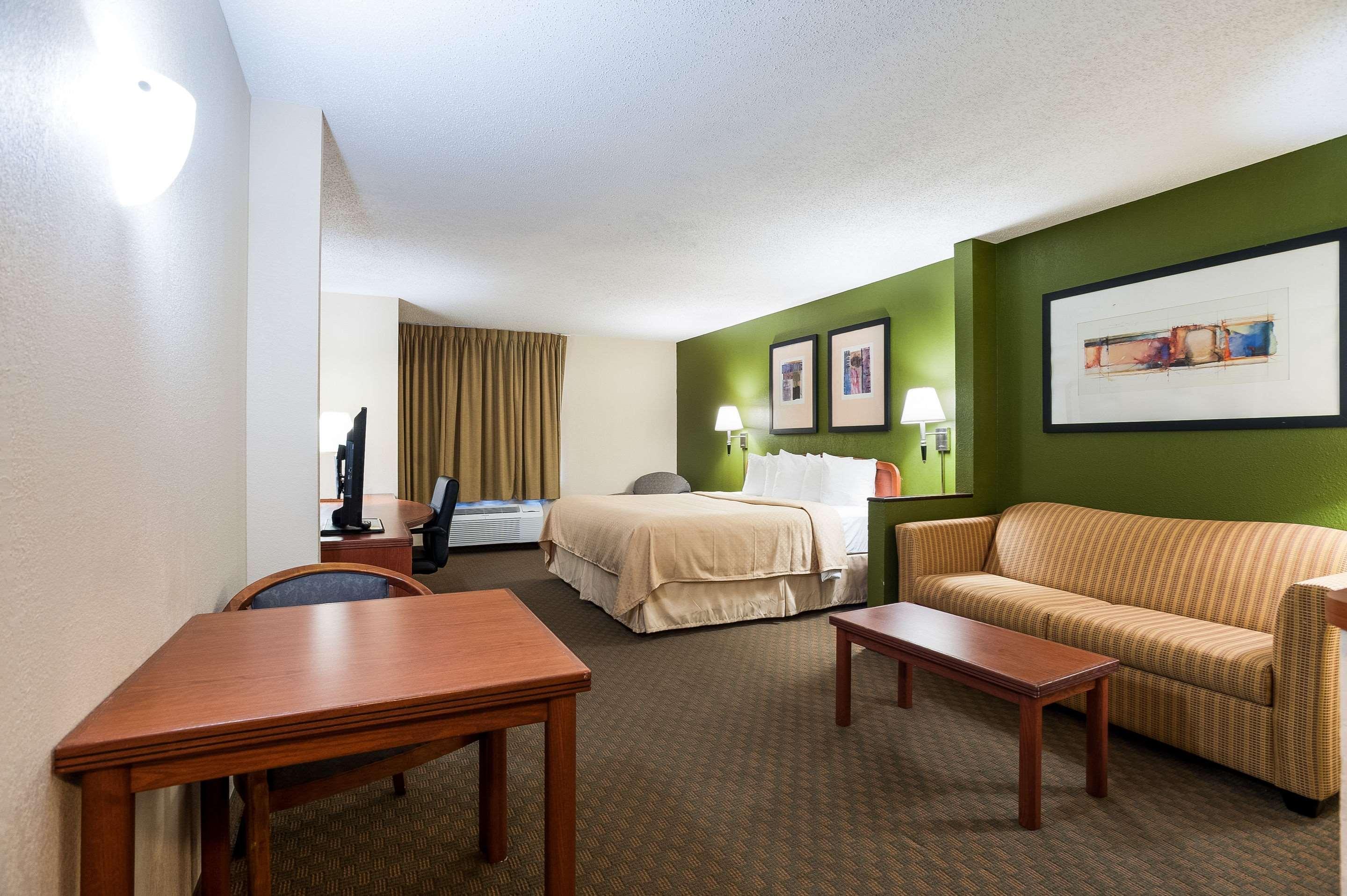 Quality Inn & Suites Lake Charles South מראה חיצוני תמונה