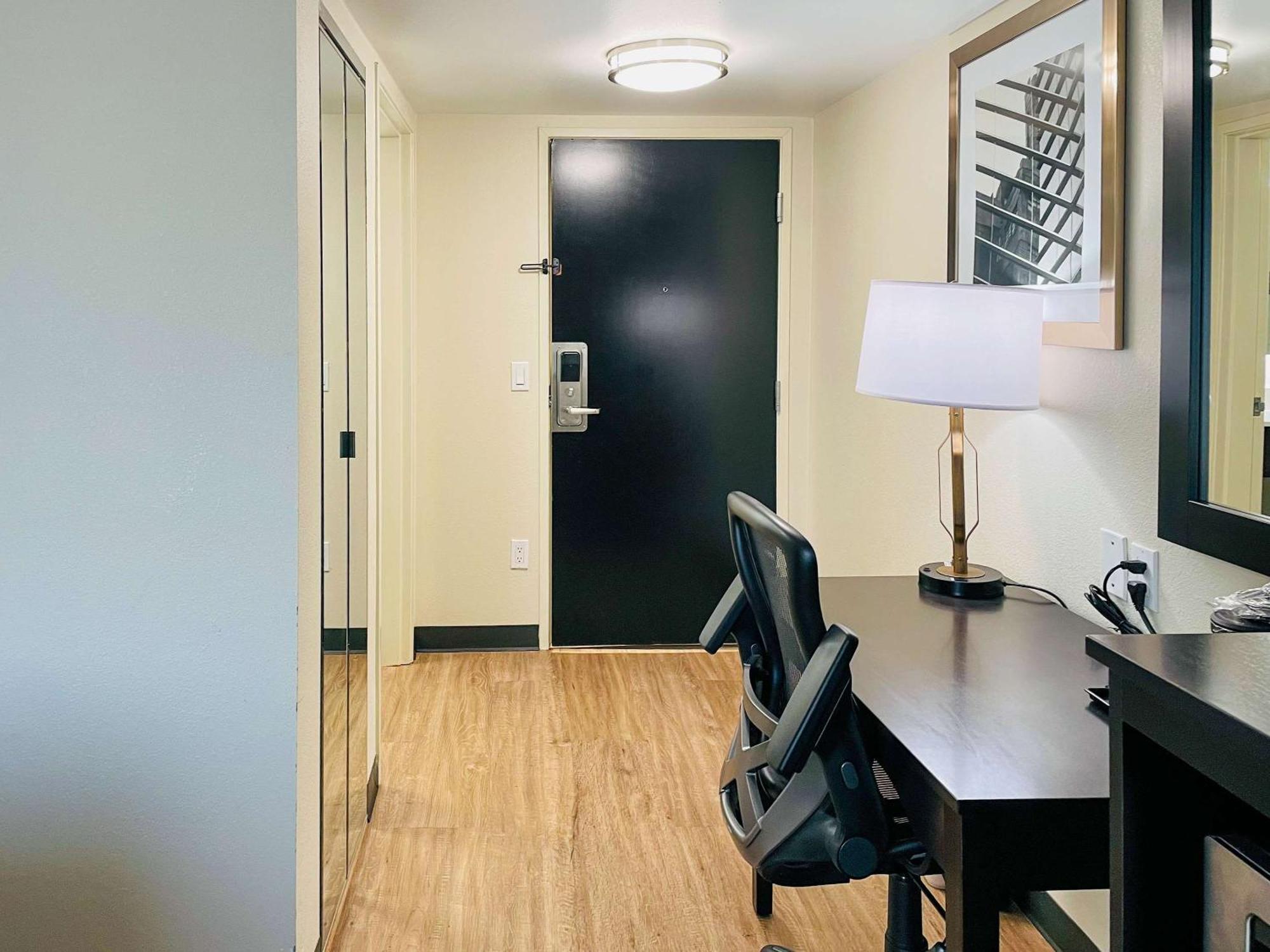 Quality Inn & Suites Lake Charles South מראה חיצוני תמונה