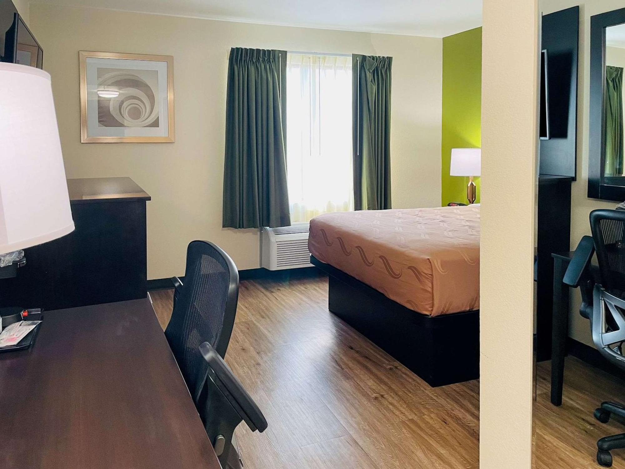 Quality Inn & Suites Lake Charles South מראה חיצוני תמונה